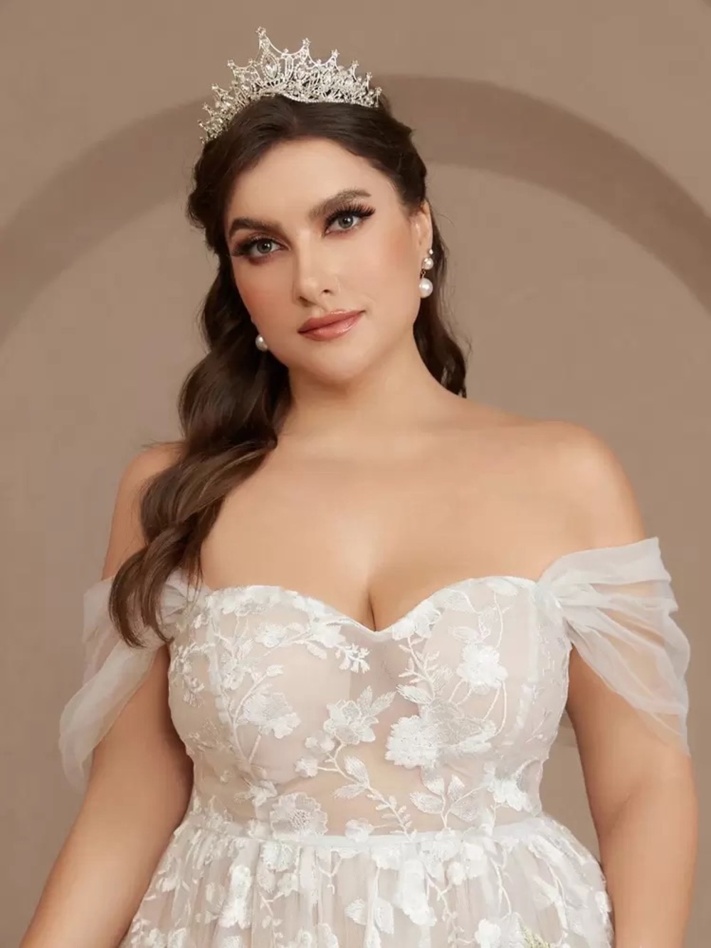 SHEIN White Floral Lace Tulle Wedding Dress